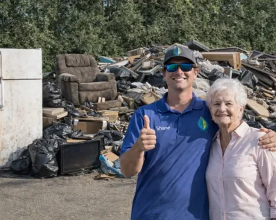 Shane-with-Customer-768x512